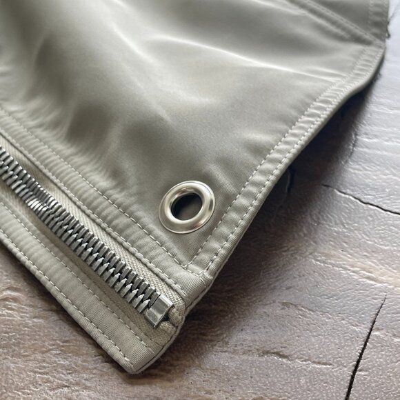 Rick Owens: EU46 Pearl Bauhaus Multi Pocket Utility Vest SS24 Lido - Picture 8 of 11